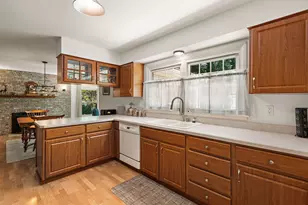 161 Sylvan Dr, Valparaiso, IN 46385 - Photo 13