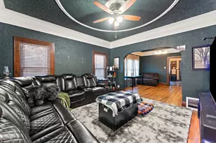 8829 Parrish Ave, Highland, IN 46322 - Photo 3