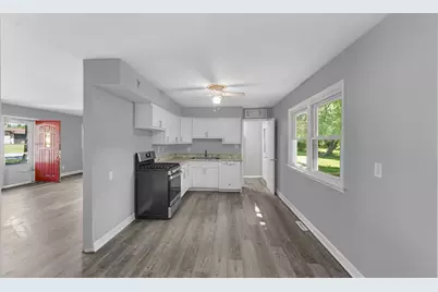 7713 Hendricks Place, Merrillville, IN 46410 - Photo 9