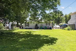 5641 N Clover W Dr, Fairland, IN 46126 - Photo 15