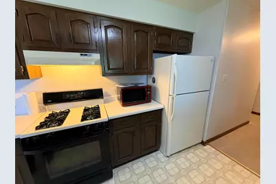 1619 W 95th Avenue, Crown Point, IN 46307 - Photo 11