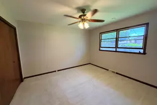 1619 W 95th Ave, Crown Point, IN 46307 - Photo 13