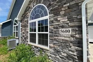 5600 Fountain Cir, Winfield, IN 46307 - Photo 9