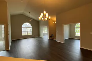5600 Fountain Cir, Winfield, IN 46307 - Photo 3