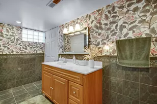 2266 Parke St, Lake Station, IN 46405 - Photo 9