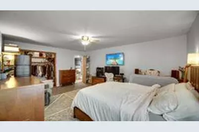 147 E 50 S, Valparaiso, IN 46383 - Photo 7