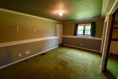 1752 Greenview Street, Valparaiso, IN 46383 - Photo 17