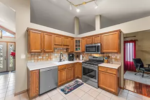 65 Beiriger Dr, Dyer, IN 46311 - Photo 3