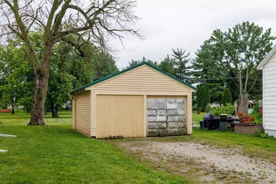 205 W Railroad Street, Kentland, IN 47951 - Photo 5