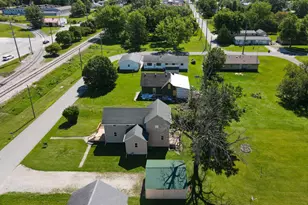 205 W Railroad St, Kentland, IN 47951 - Photo 31