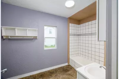 205 W Railroad Street, Kentland, IN 47951 - Photo 15