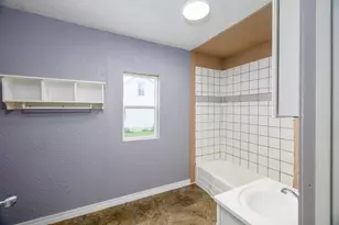 205 W Railroad St, Kentland, IN 47951 - Photo 15