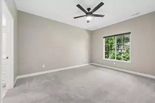 1933 W Woodglen Cir, Valparaiso, IN 46383 - Photo 17