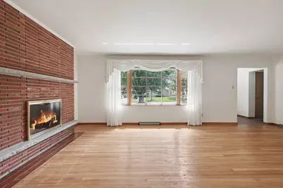 8510 Crestwood Avenue, Munster, IN 46321 - Photo 7