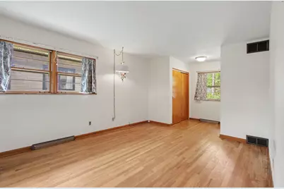 8510 Crestwood Avenue, Munster, IN 46321 - Photo 15