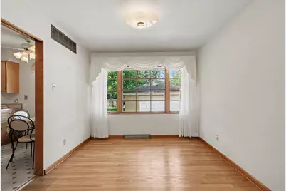 8510 Crestwood Avenue, Munster, IN 46321 - Photo 13