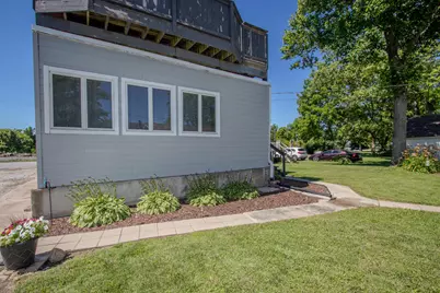 401 Fourth Street, Wheeler, IN 46393 - Photo 9