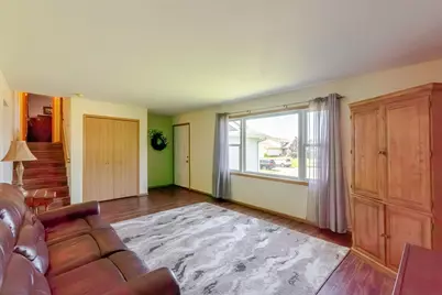 183 W 128th Avenue, Crown Point, IN 46307 - Photo 5