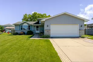 183 W 128th Ave, Crown Point, IN 46307 - Photo 1