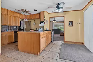 6519 Illinois Ave, Hammond, IN 46323 - Photo 9