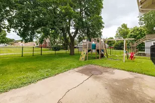 119 N Newton St, Goodland, IN 47948 - Photo 33