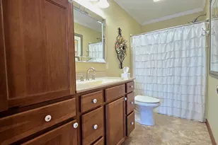 1901 Cheney Dr, Valparaiso, IN 46383 - Photo 15