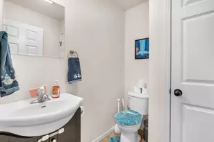 610 19th St SE, Demotte, IN 46310 - Photo 17