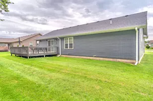 610 19th St SE, Demotte, IN 46310 - Photo 13