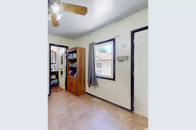 947 Reese Avenue, Whiting, IN 46394 - Photo 15
