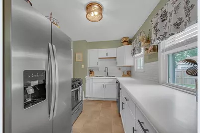 114 Beverly Lane, Hobart, IN 46342 - Photo 7