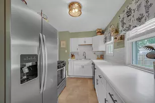 114 Beverly Ln, Hobart, IN 46342 - Photo 7