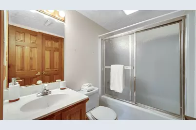 860 N 550 E, Westville, IN 46391 - Photo 19