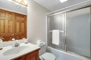 860 N 550 E, Westville, IN 46391 - Photo 19