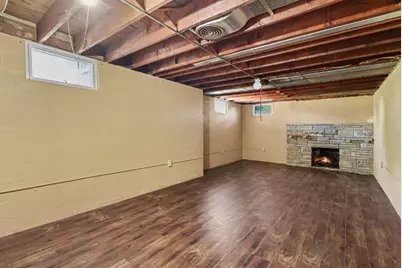 750 N 200 W, Valparaiso, IN 46385 - Photo 17