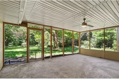 750 N 200 W, Valparaiso, IN 46385 - Photo 21