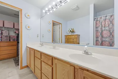 1153 S Delaware Street, Hobart, IN 46342 - Photo 17