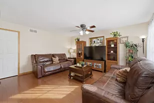 1153 S Delaware St, Hobart, IN 46342 - Photo 5