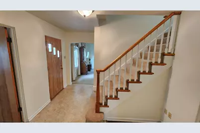 139 Beverly Boulevard, Hobart, IN 46342 - Photo 5