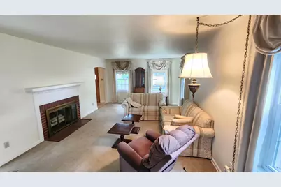 139 Beverly Boulevard, Hobart, IN 46342 - Photo 7