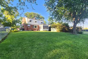 139 Beverly Blvd, Hobart, IN 46342 - Photo 31