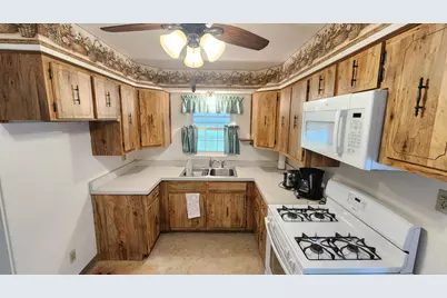139 Beverly Boulevard, Hobart, IN 46342 - Photo 11