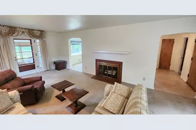 139 Beverly Boulevard, Hobart, IN 46342 - Photo 9