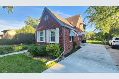 139 Beverly Boulevard, Hobart, IN 46342 - Photo 3