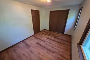 20419 Woodmar St, Lowell, IN 46356 - Photo 7