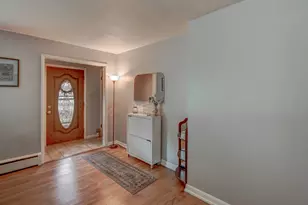 3413 Lincoln St, Highland, IN 46322 - Photo 7