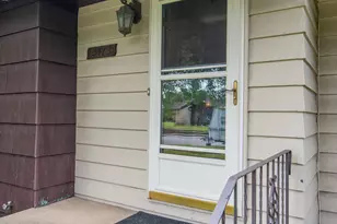 3413 Lincoln St, Highland, IN 46322 - Photo 5