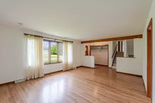 243 S 150 E, Valparaiso, IN 46383 - Photo 7