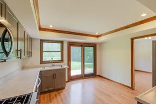 243 S 150 E, Valparaiso, IN 46383 - Photo 11