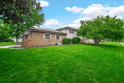 5272 Tulip Avenue, Portage, IN 46368 - Photo 3