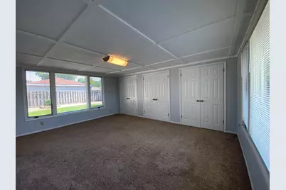 8143 Howard Avenue, Munster, IN 46321 - Photo 5